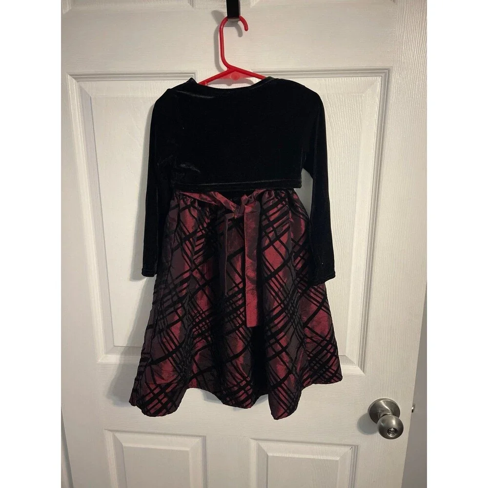 George Burgundy/Black Sleeveless Dress With Jacket Size 4